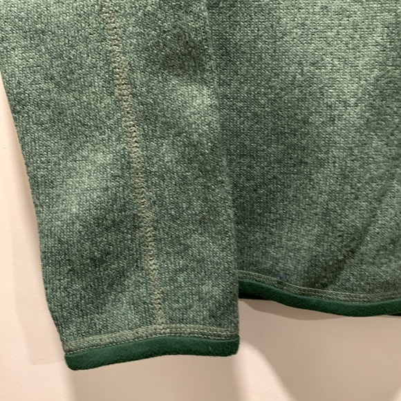 Patagonia Fleece 1/4 zip pullover sweatshirt. green. M - Picture 3 of 8